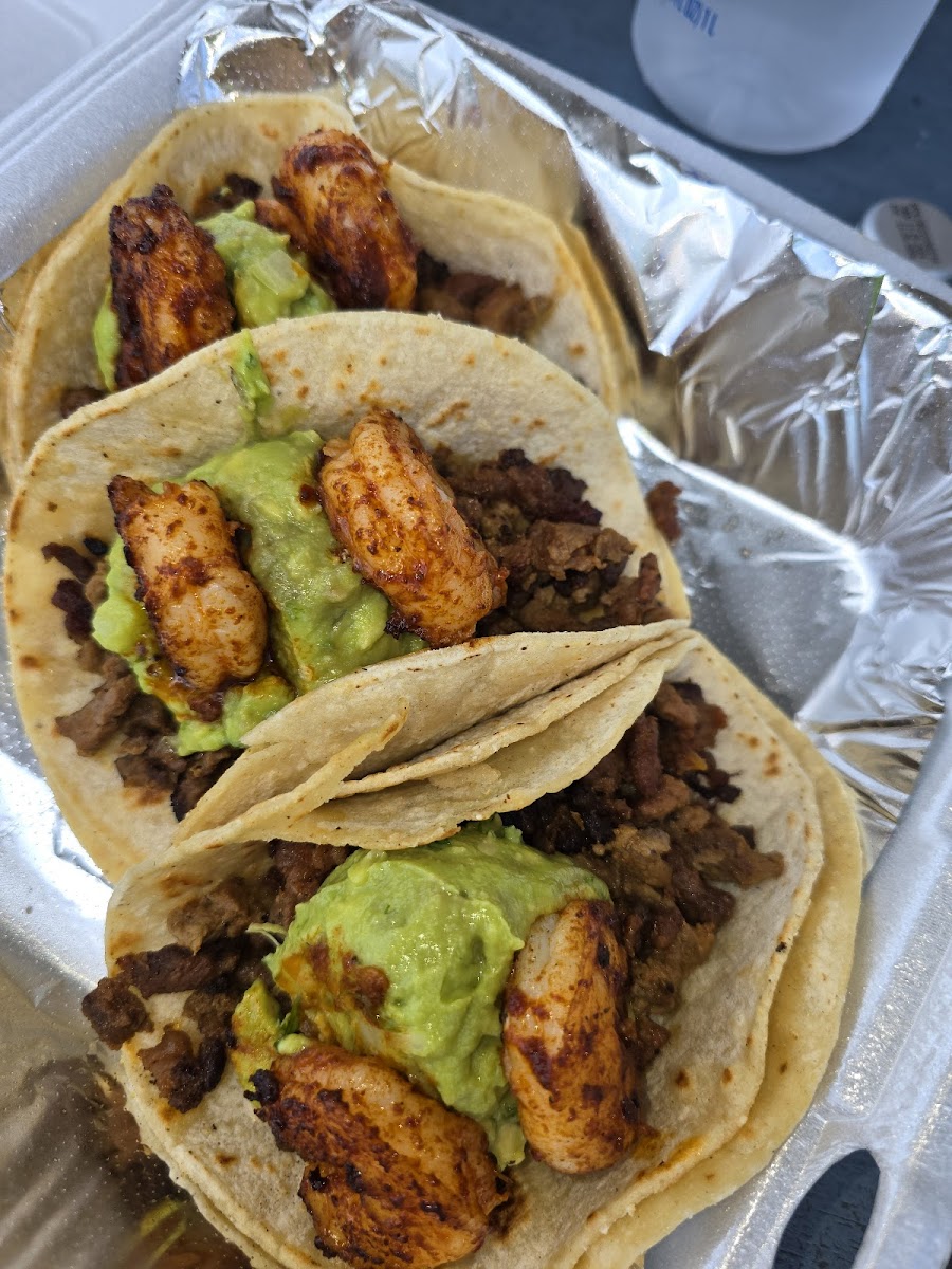2Bros Tacos